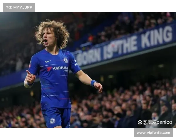 大卫路易斯担任不同位置对球队战术与表现的深远影响分析